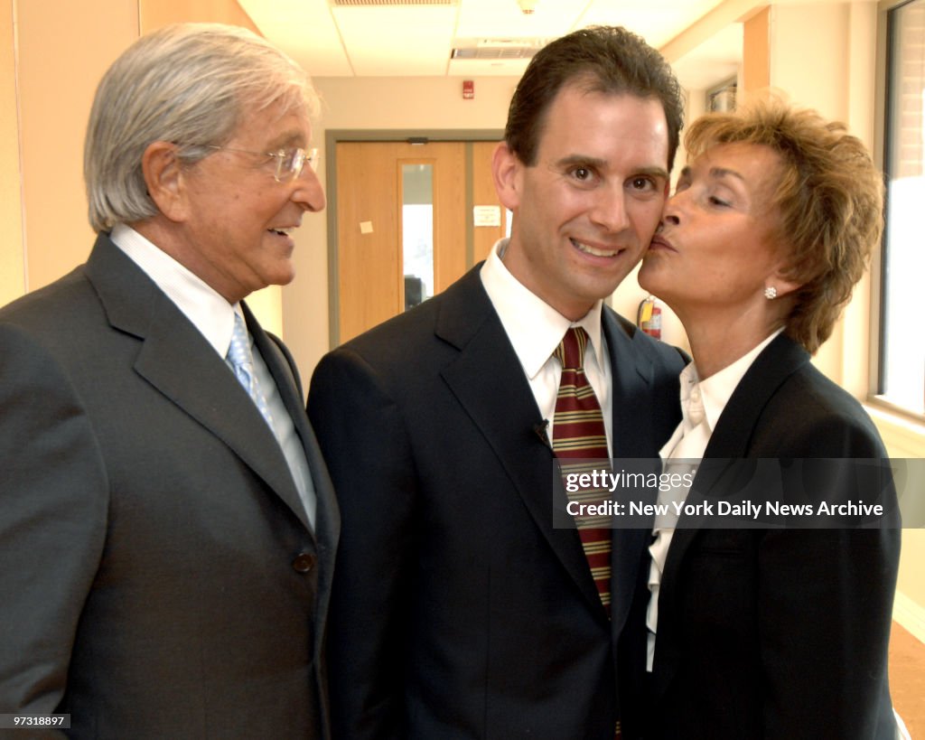 Judge Judy Sheindlin gives kiss of approval to son Adam Levy after... News  Photo - Getty Images