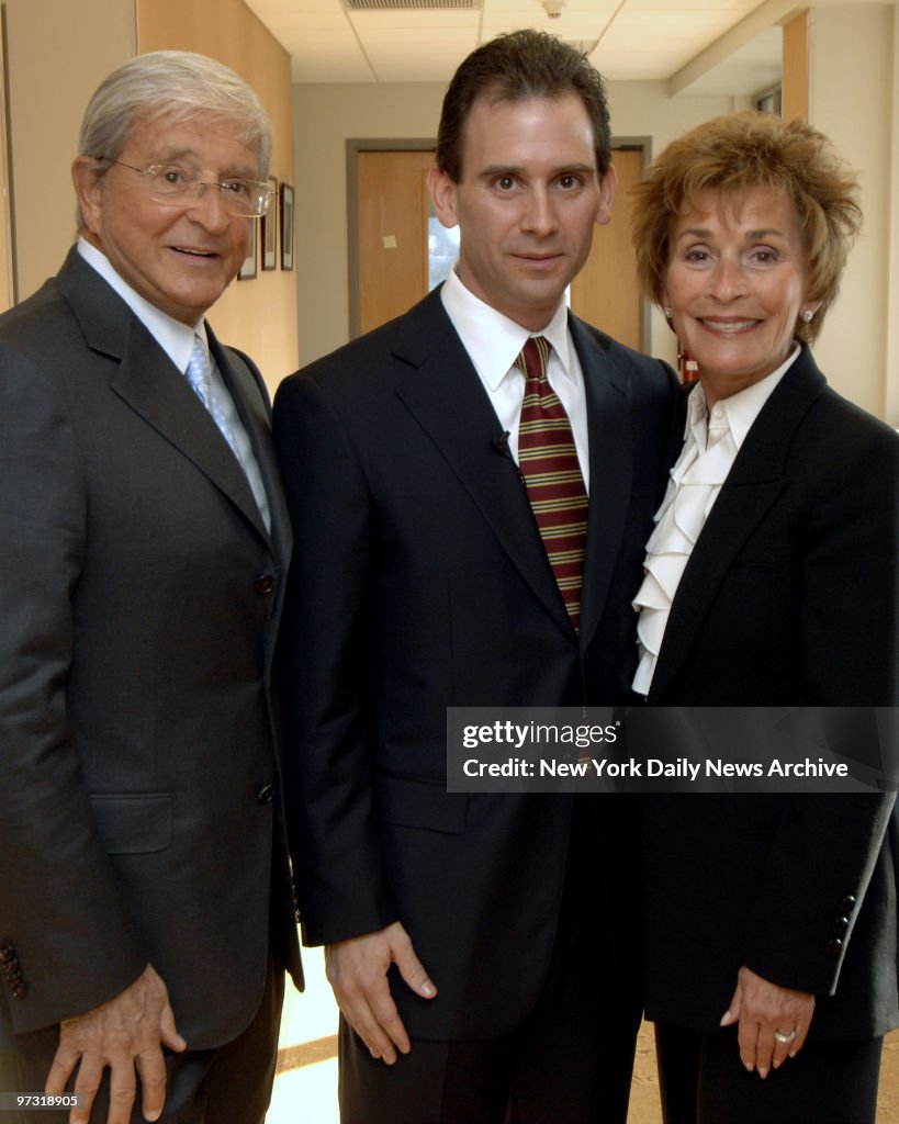 Judge Judy Sheindlin with her son Adam Levy after the republican... Photo  d'actualité - Getty Images