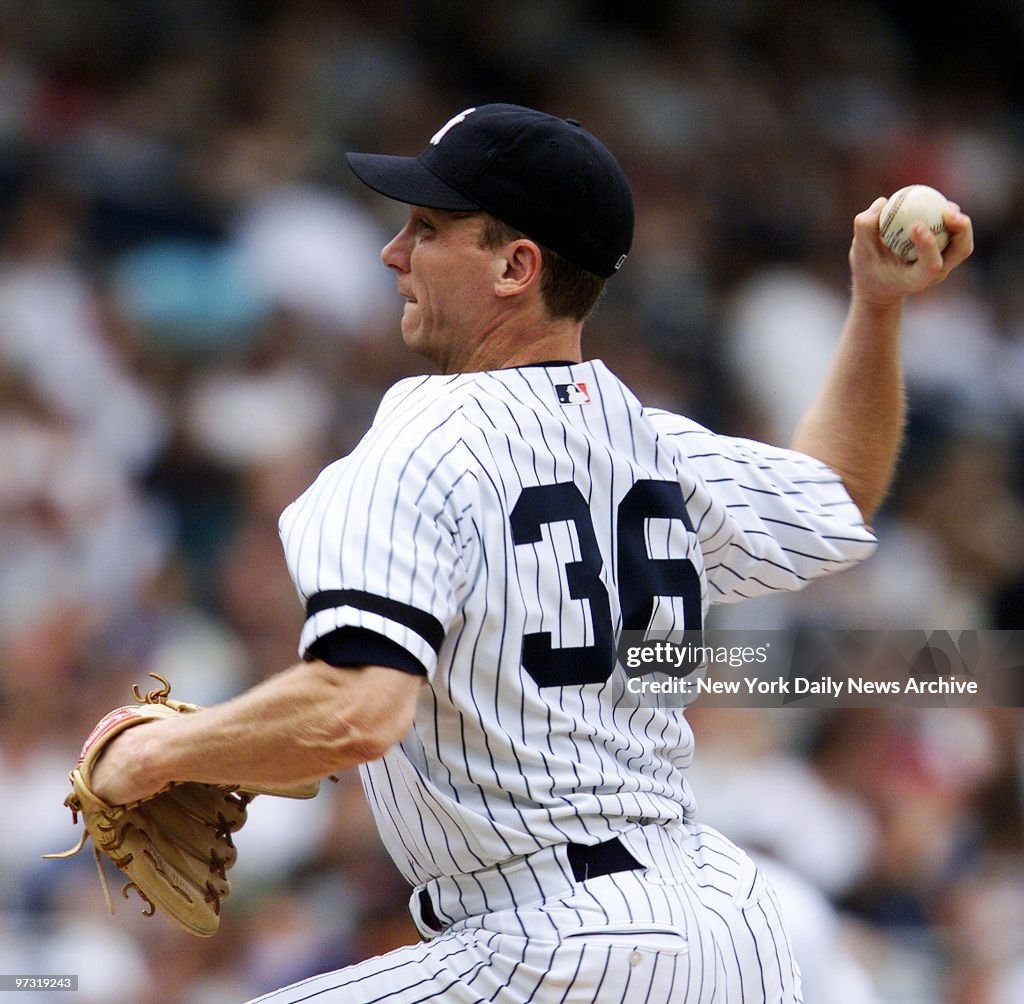 New York Yankees' starting pitcher David Cone on the mound a