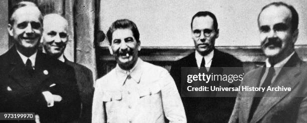 Stalin Ribbentrop 56 Stalin Ribbentrop Photos & High Res Pictures - Getty Images