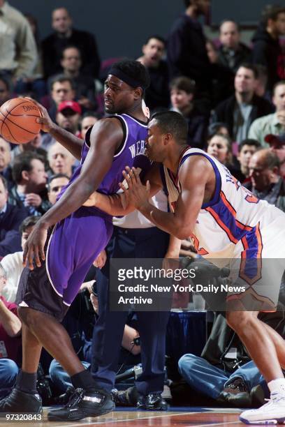 New York Knicks' Othella Harrington guards Sacramento Kings' Chris Webber during a game at Madison Square Garden. After losing their first four...