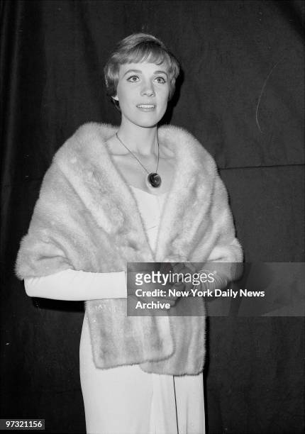 Julie Andrews arrives at the premiere for the Sound of Music