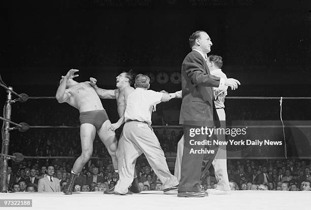 Justice will triumph. Wladek Kowalski being belted by Verne Gagne after the bout had already been stopped by the referee and the "Killer"...