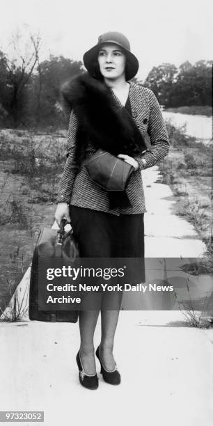 Gun Moll-- 1930's photograph of showgirl Kiki Roberts, one of the women with whom Jack Diamond cheated on his wife, Alice.