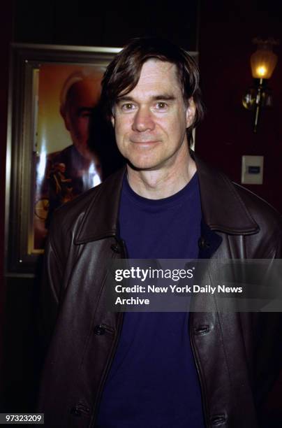 Gus Van Sant arrives for the New York premiere of the movie "Finding Forrester" at the Ziegfeld Theater. He directed the film.
