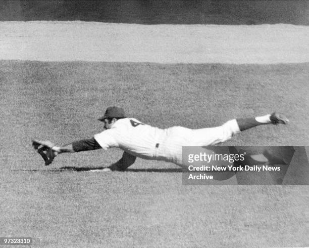 Mets' Ron Swoboda dives to stab Brooks Robinson's ninth-inning liner in the fourth game of the '69 World Series aginst the Baltimore Orioles at Shea...