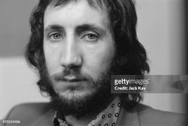 English musician, singer, songwriter, and multi-instrumentalist Pete Townshend of rock band The Who, UK, 27th November 1972.