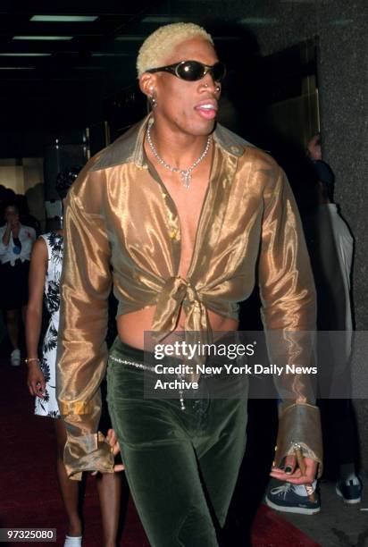 Dennis Rodman arrives for the MTV Video Music Awards at Radio City Hall.