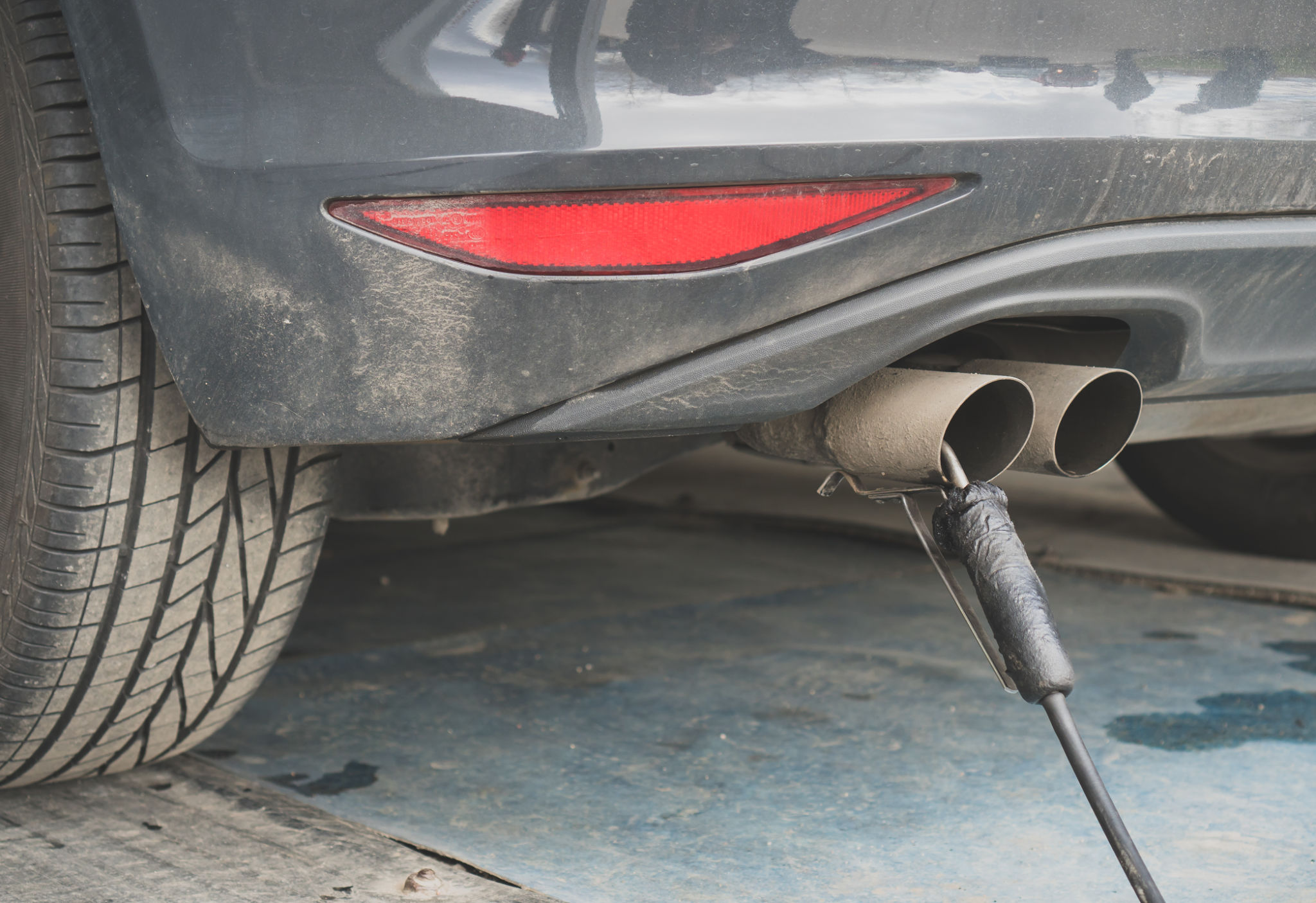 car emissions test