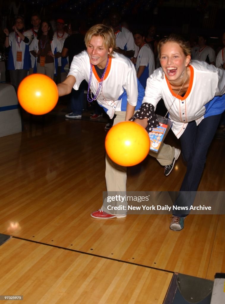 Supermodels Bridget Hall and Karolina Kurkova at the Knicks