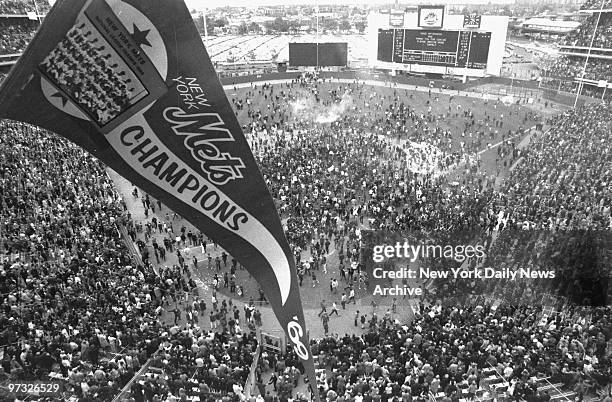 New York Mets defeat the Baltimore Orioles 5-3 in Game 5 of the 1969 World Series. The best banner of 'em all flies over the heads of the fans who...