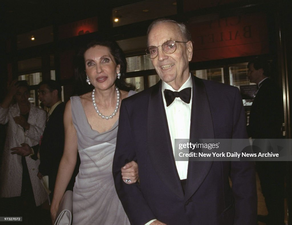 Veronica and Randolph Hearst arrive at the 1999 National Art