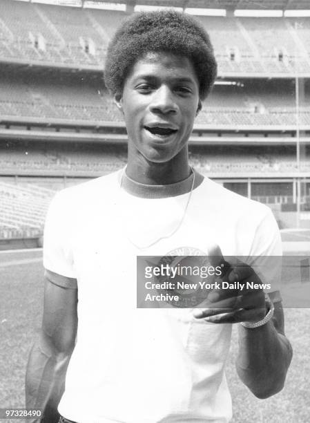 New York Mets' Darryl Strawberry on the practice field at Shea Stadium.