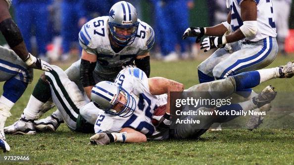 Detroit Lions' Scott Kowalkowski grabs the ball after a fumb Detroit Lions' Scott Kowalkowski grabs the ball after a fumb
