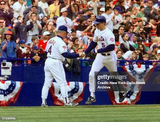Cookie Rojas Cookie Rojas” Baseball Stock-Fotos und Bilder - Getty Images