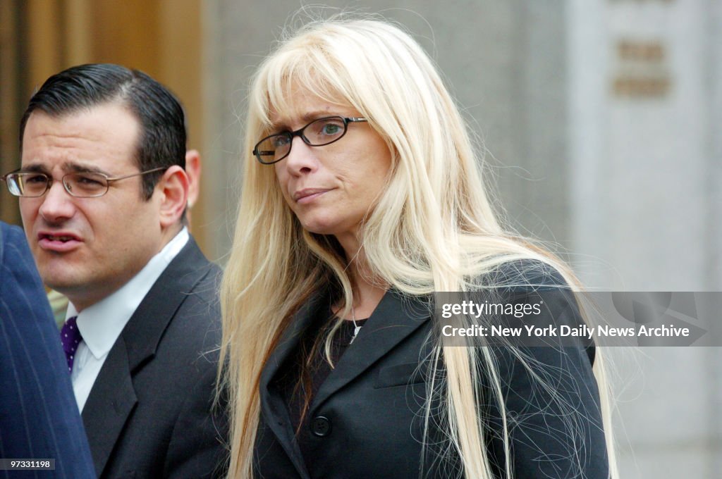 Victoria Gotti waits outside Manhattan Federal Court after l