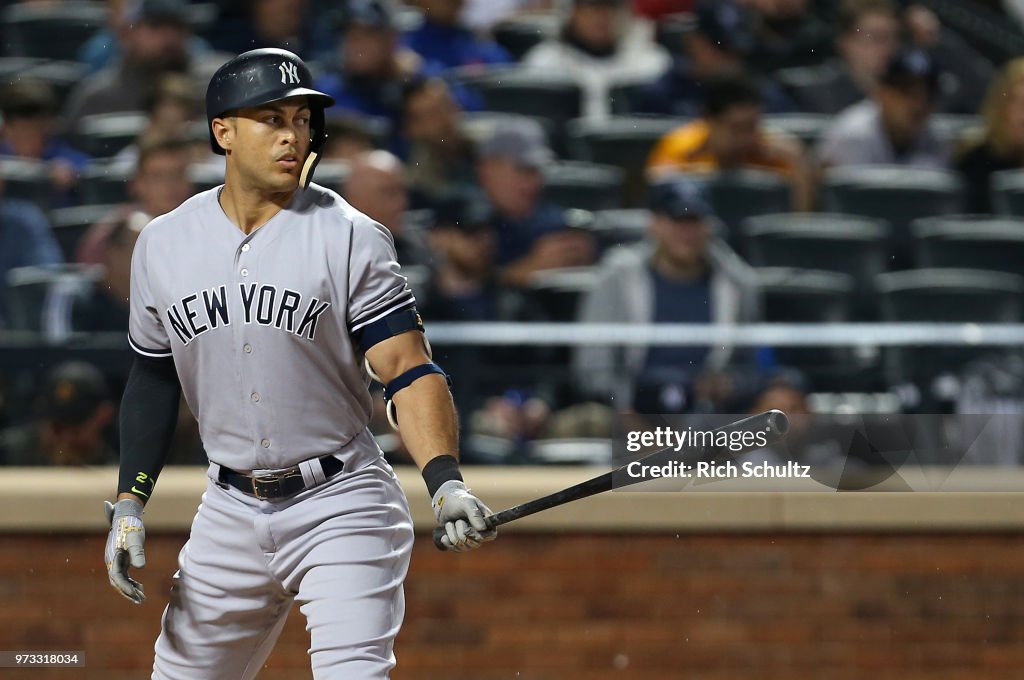 New York Yankees v New York Mets