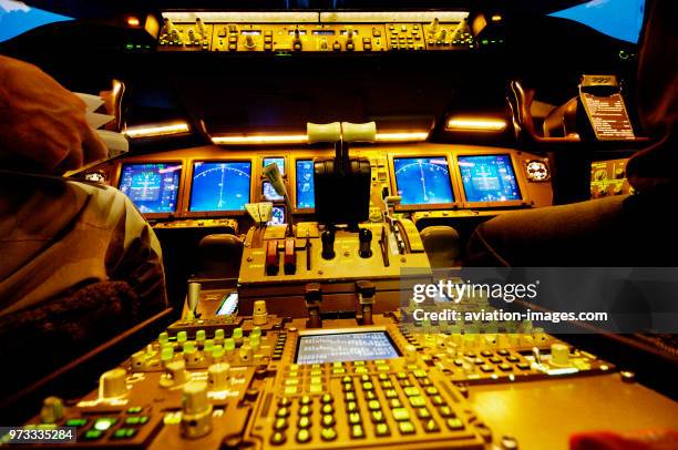 Control 777 Cockpit 777 Photos Photos and Premium High Res Pictures - Getty Images