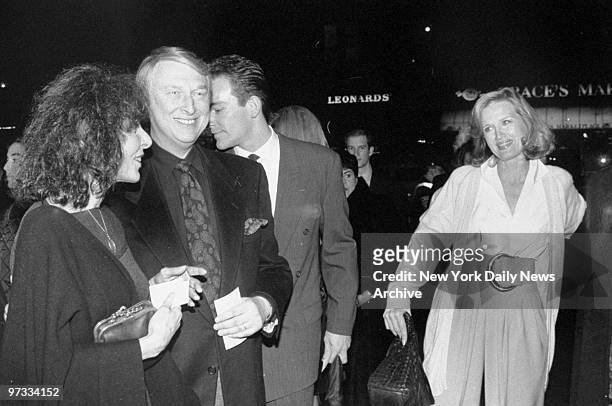 Director/Producer Mike Nichols with Elaine May and Diane Sawyer attending a benefit premiere of film "In the Spirit."