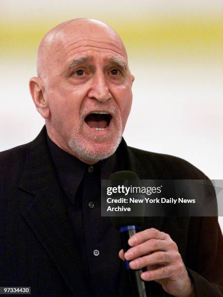 Dominic Chianese, who plays Uncle Junior on HBO's "The Sopranos," sings the national anthem at Madison Square Garden before the New York Rangers took...