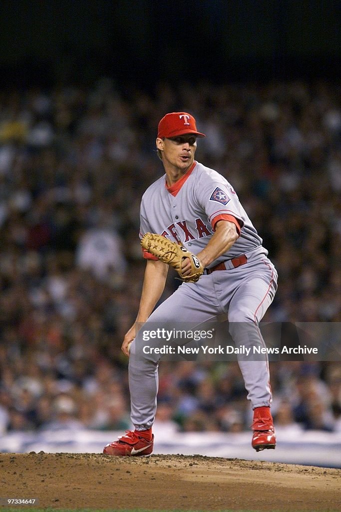 Texas Rangers' pitcher Todd Stottlemyre pitching during game