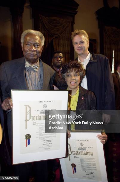 Ossie Davis and wife Ruby Dee are joined by Tim Robbins at City Hall where they urged the City Council to resist budget cuts to city museums and...