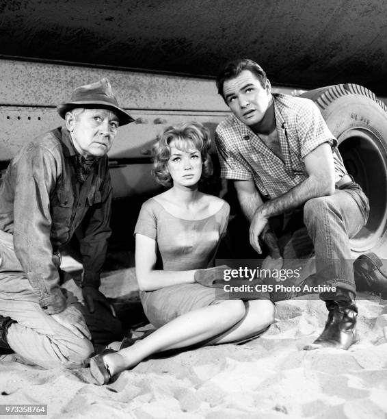 Television series, Alfred Hitchcock Presents. Episode, Escape to Sonoita. Pictured from left is James Bell , Venetia Stevenson , Burt Reynolds ....