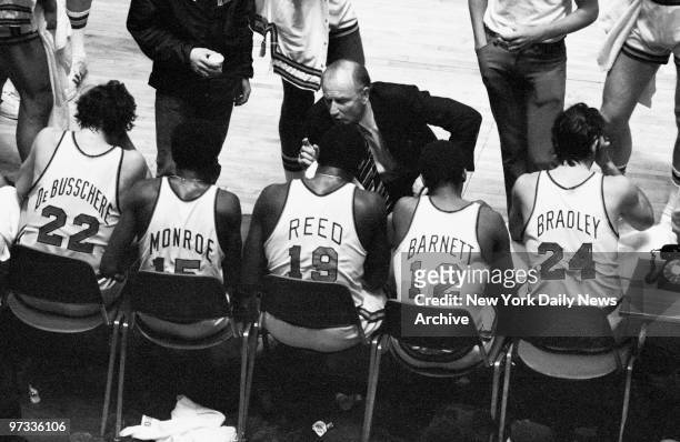 We Prefer Knicks 2 to 1. Coach Red Holzman gives his big five - Dave DeBusschere, Earl Monroe, Willis Reed, Dave Barnett and Bill Bradley some advice...
