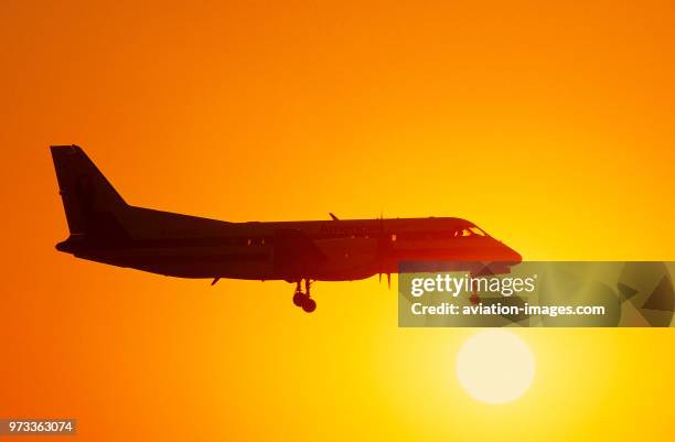 Final Approach (Aviation) Photos and Premium High Res Pictures - Getty ...