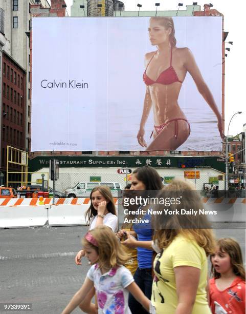 Calvin Klein Billboard Nyc Photos and Premium High Res Pictures - Getty  Images