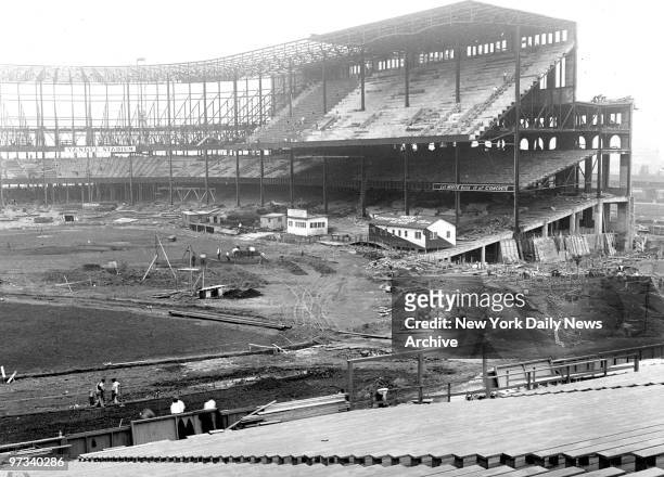 Yankees's new home nearing completion!, General view of the new Yankee Stadium that is nearing completion. Work is progressing rapidly. In the upper...