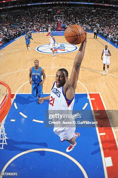 Thaddeus Young of the Philadelphia 76ers dunks against the Orlando Magic during the game on March 1, 2010 at the Wachovia Center in Philadelphia,...