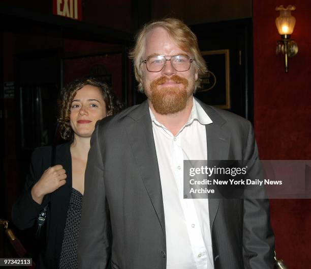 Philip Seymour Hoffman arrives at the Ziegfeld Theater for the world premiere of the movie "Red Dragon." He stars in the film.