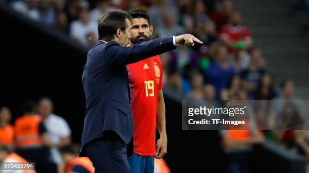 Head coach Julen Lopetegui of Spain speaks with Diego Costa of Spain during the friendly match between Spain and Tunisia at Krasnodar's stadium on...