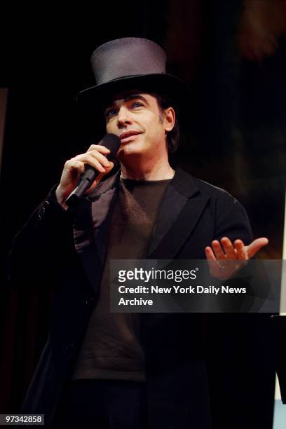 Peter Gallagher portrays Abraham Lincoln at Alice Tully Hall in Lincoln Center, where 1,000 fourth graders were on hand for Learning Leaders Day. The...