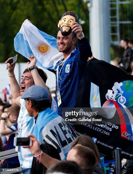 Fans of Argentina root for their team during an open to public training session at Bronnitsy Training Camp on June 11, 2018 in Bronnitsy, Russia.