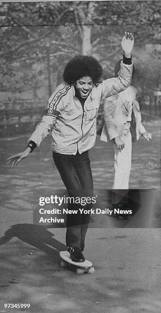 388 Michael Jackson 1977 Photos & High Res Pictures - Getty Images