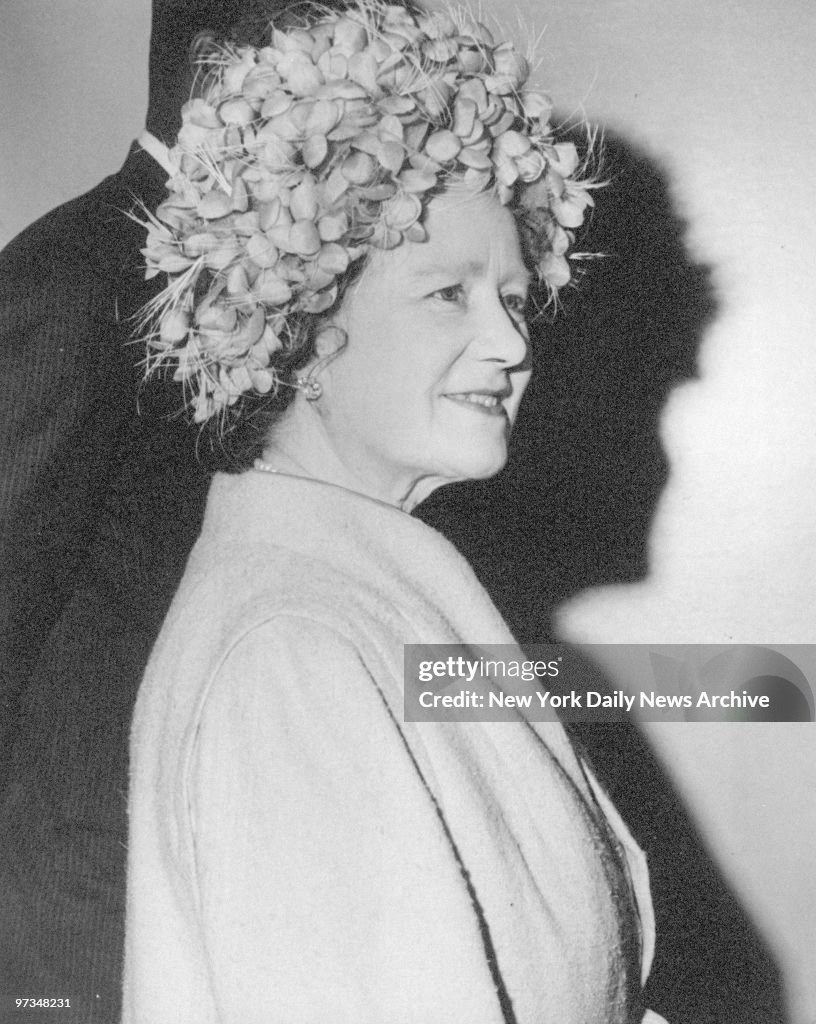 Queen Elizabeth the Queen Mother returns from Montego Bay.