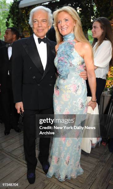 Ralph Lauren and wife at the CFDA Fashion Awards held in the New York Public Library ?