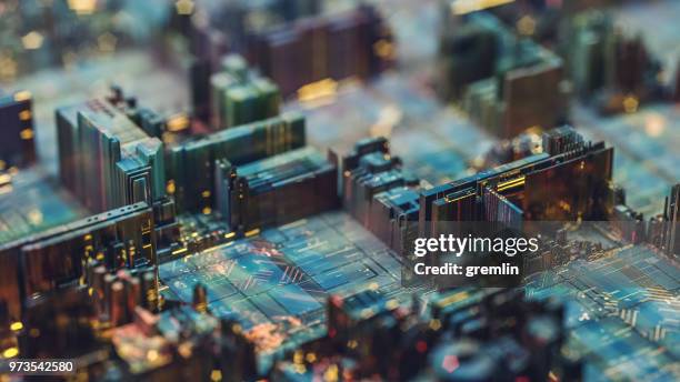 futuristische platine wie city bei nacht - futuristic circuit stock-fotos und bilder