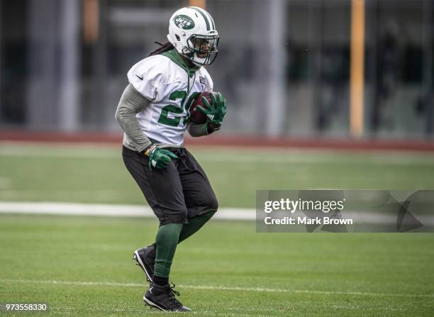 Running back Isaiah Crowell of the New York Jets does a running drill during mandatory mini camp on June 13, 2018 at The Atlantic Health Jets...