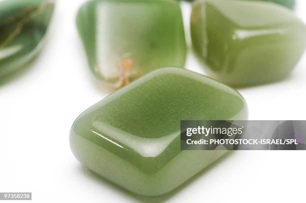 jade gemstones - jade foto e immagini stock