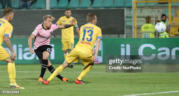 Antonino La Gumina of Palermo in action during the serie B playoff match final between US Citta di Palermo and Frosinone Calcio at Stadio Renzo...