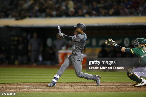 Jarrod Dyson of the Arizona Diamondbacks bats during the game against the Oakland Athletics at the Oakland Alameda Coliseum on May 25, 2018 in...