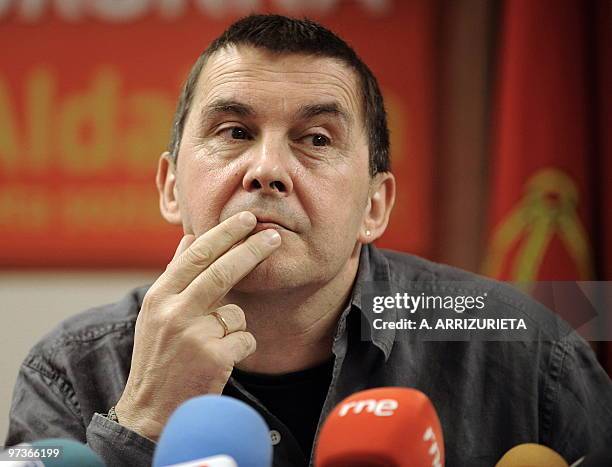 Basque Press 2,016 Batasuna Basque Stock Photos, High-Res Pictures, and Images ...