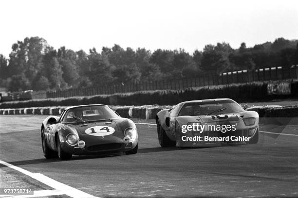 Charlie Kolb, Paul Hawkins, Ferrari 250LM, Ford GT40, 24 Hours of Le Mans, Le Mans, 29 September 1968.