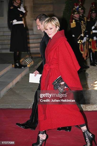 French Singer Patricia Kaas arrives to attend a state dinner honouring visiting Russian President Dmitry Medvedev at the Elysee Palace on March 2,...