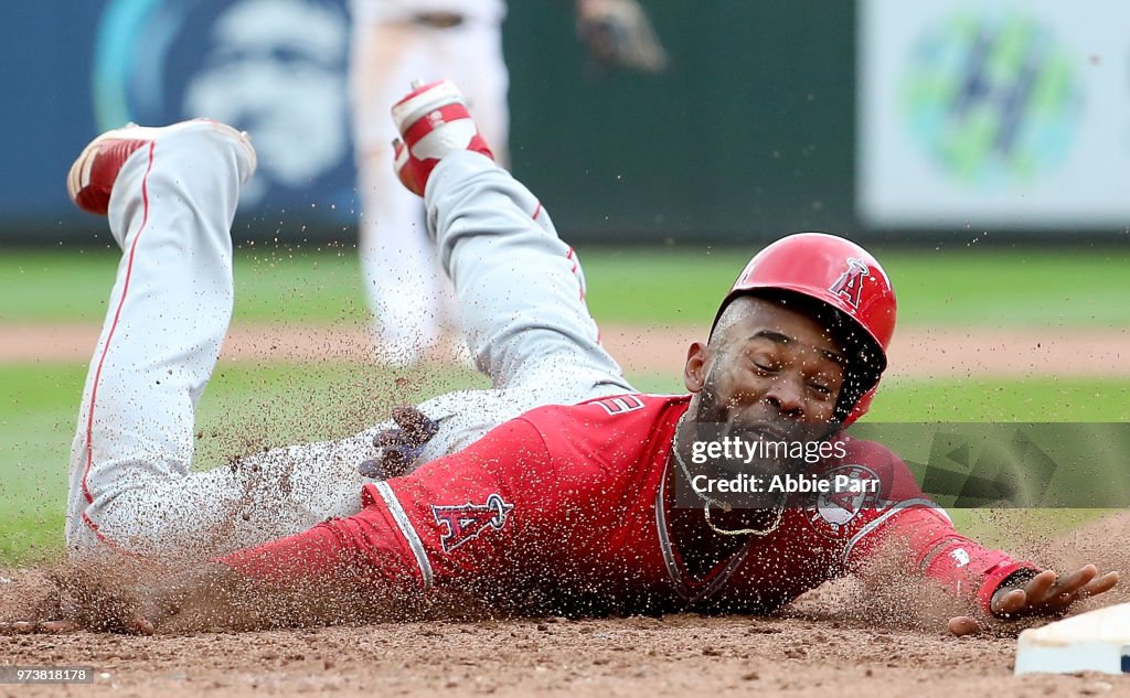 Los Angeles Angels of Anaheim  v Seattle Mariners