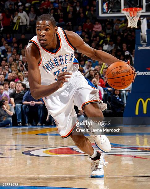 Kevin Durant of the Oklahoma City Thunder dribbles the ball up court during the game against the Sacramento Kings on March 2, 2010 at the Ford Center...
