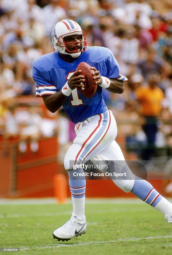 Houston Oilers v Miami Dolphins